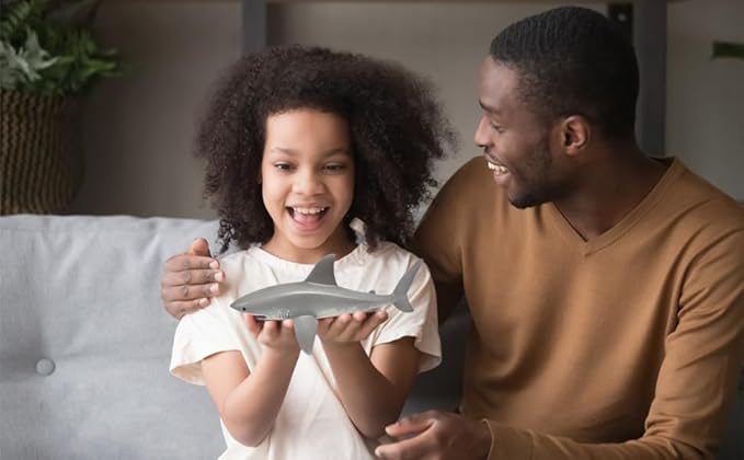 Solid Sea Animals Educational Toys,Simulation Ocean Shark Sea Creature Toy for Toddlers Kids (Great White Shark)