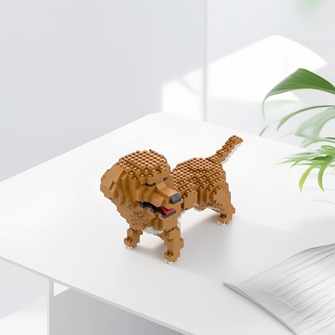 Larcele Micro Building Blocks Animal Set, DIY Mini 3D Building Toy Bricks,824 Pieces KLJM-05(Golden Retriever)