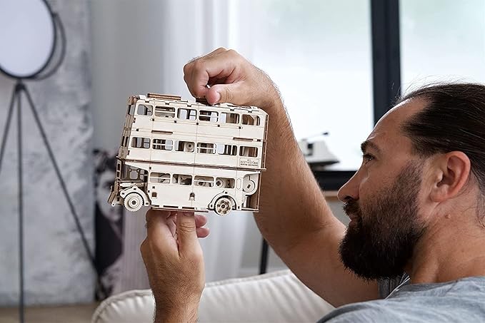 UGEARS Wooden 3D Puzzles for Adults - Harry Potter Knight Bus Wooden Model Building Kits with Spring-Powered Motor – Mechanical Harry Potter Puzzle DIY Crafts for Adults 268 Pcs
