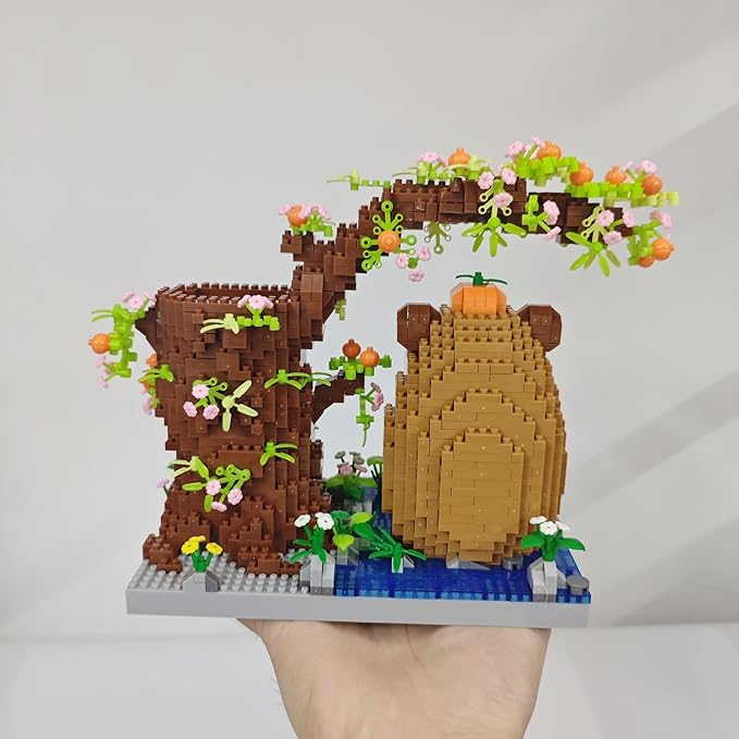 Capybara Model Micro Mini Building Block Toy: Assemble Your Own Dual - Function Pen Holder & Decor - Perfect for Students, a Gift Filled with Joy