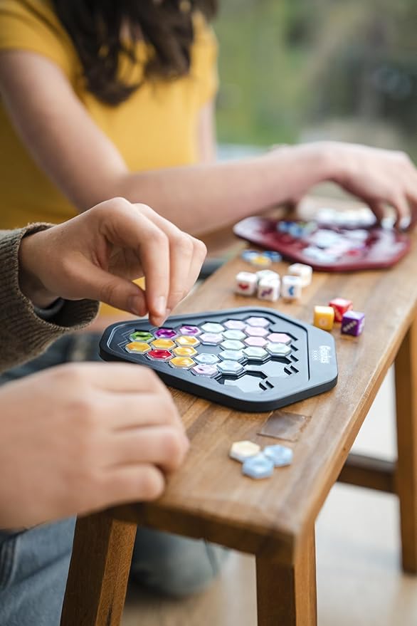 SmartGames Genius Gems from The Classic Two-Player Battle Game for Ages 8 + Now with 5 Levels and Over 10,000 Puzzle Combinations