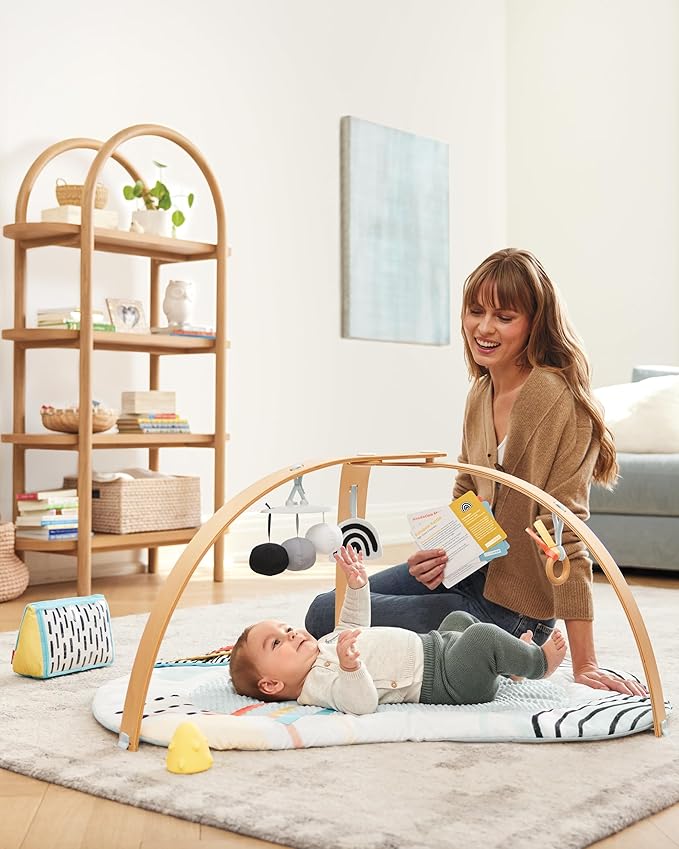 Skip Hop Baby Play Gym Montessori Inspired Infant Playmat Age 0-2y, Discoverosity