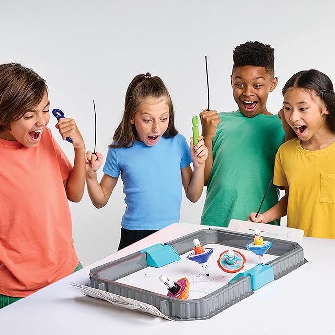 Crayola Colourwhirls Battle Arena Set, DIY Gyro Spin Art Toy, 4 Battling Spinning Tops for Kids, Recess Toys & Games, Gift for Kids, Ages 6+