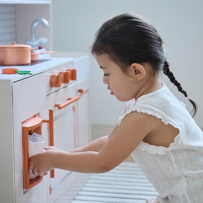 Teamson Kids Wooden Play Kitchen for Toddlers with Accessories, Pretend Cooking Set for Kids Age 3+, White Toy Kitchen Playset, Retro Design, Realistic Features for Boys & Girls, St. Louis Collection
