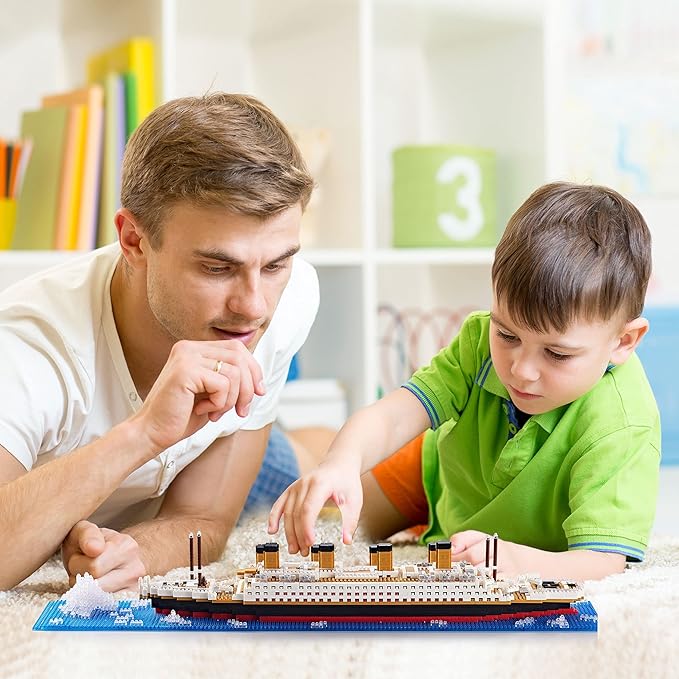 World Famous Titanic Micro Building Block Set for Adult Cruise Ship Micro Bricks Model Kit for Kids Ages of 14+ - 1872 PCS Great Gift
