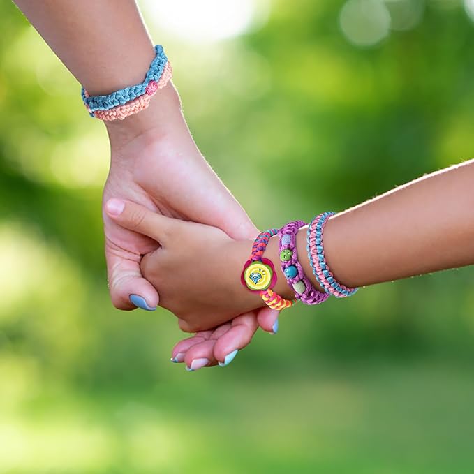 Friendship Bracelet Making Kit for Girls - DIY Arts and Crafts Toys for 6 7 8 9 10 11 12 Years Old, Cool Bracelet String Making Kits for Travel Activity, Best Birthday Gifts for Teen Girls