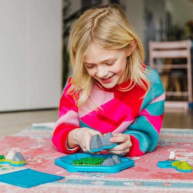 SmartGames Treasure Island Deduction Games Featuring 80 Challenges for Ages 8 - Adult