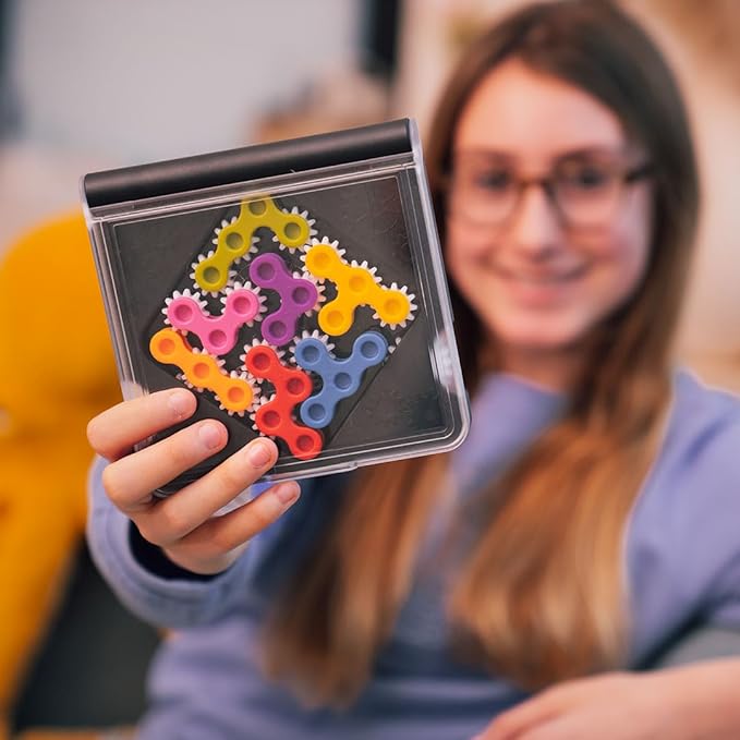 SmartGames IQ Gears Travel-Friendly Dynamic Logic Game Featuring 120 Challenges for Ages 7 - Adult