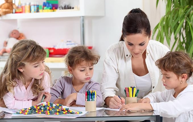 Madisi Crayons Bulk Pack, Regular Size, 4 Colors, 150 Packs, 600 Count