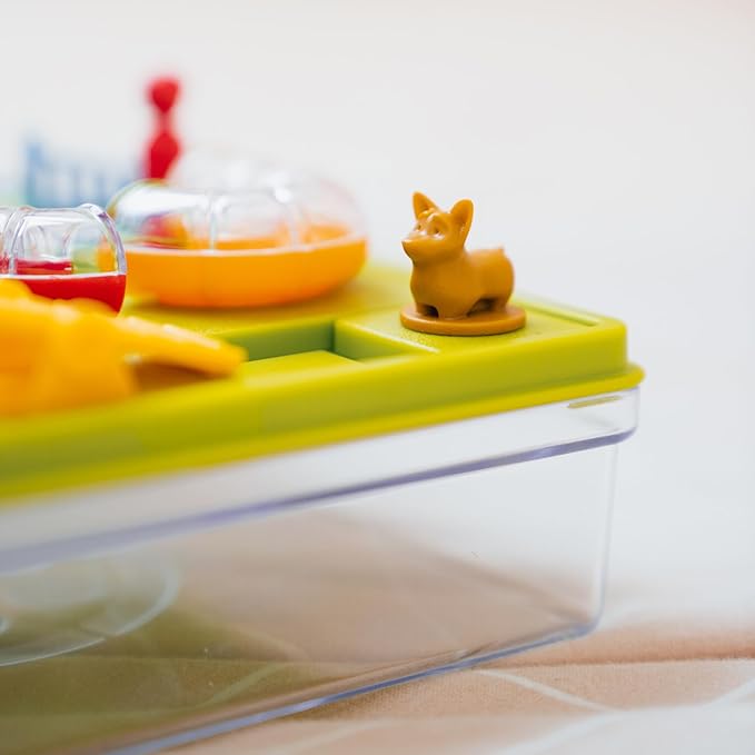 SmartGames Smart Dog: Agility Course Travel-Friendly Logic Game for Ages 7 - Adult with 60 Challenges