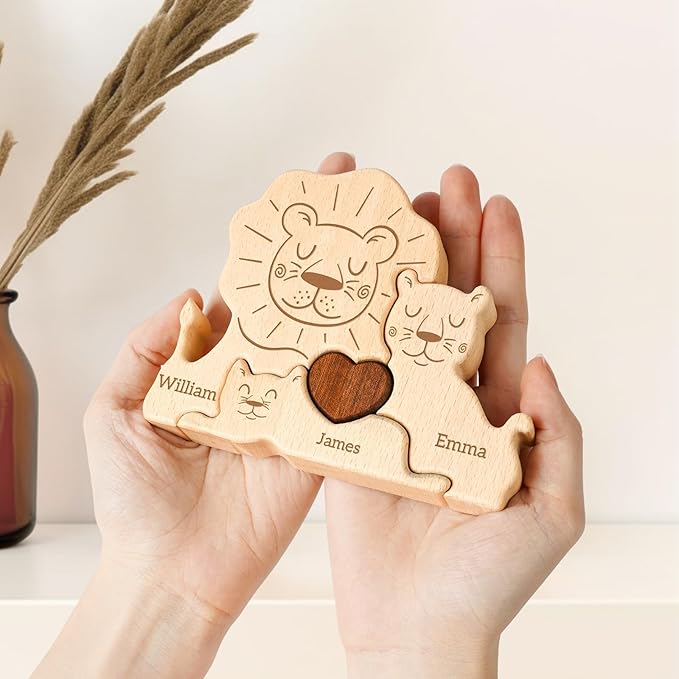 Wooden Lion Family Puzzle, Personalized Puzzles with 2-5 Names, Mothers Day Birthday Gifts for Women Men, Customized Home Decor Housewarming Gifts for Parents Couple Friends