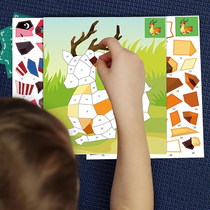 Omgouue 2PCS 4th of July Patriotic Crafts for Kids Ages 4-8 Sticker Paint Books Gift Party Create 20 Pictures（Sticker Sheets are Separate）