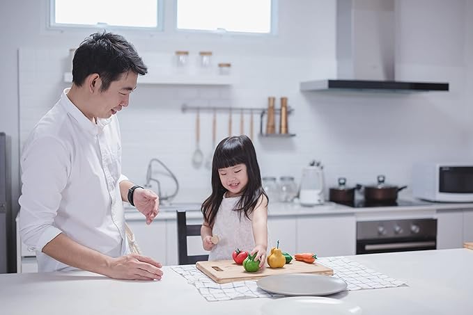 PlanToys® Wonky Fruit & Vegetables Wooden Playset Includes 5 Sliceable Fruits & Veggies | Pretend Cutting Food Toy with Wooden Knife | Montessori Toy for Toddlers