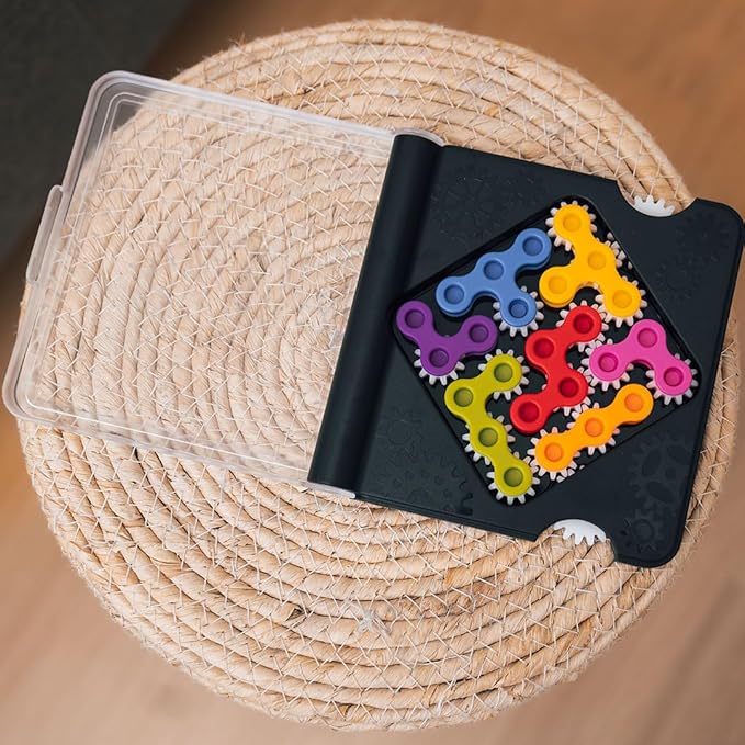 SmartGames IQ Gears Travel-Friendly Dynamic Logic Game Featuring 120 Challenges for Ages 7 - Adult