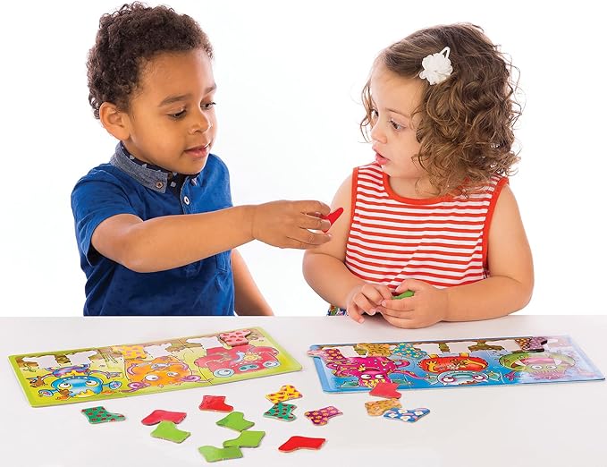 ORCHARD TOYS Moose Smelly Socks Game. Find Matching Pairs of Socks for Your Monsters! for Ages 3-6 and 2-4 Players