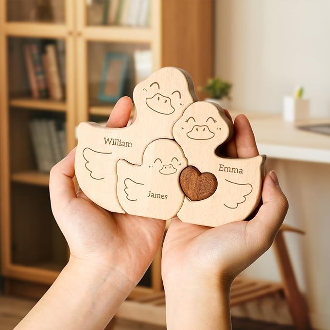 Personalized Wooden Family Puzzle Ducks Toy, Customizable Puzzles with 2-5 Names, Birthday Fathers Day Mothers Day Personalized Gifts for Kids Parents, Unique Home Decor