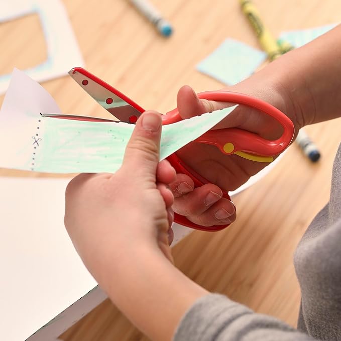 Fiskars Training Scissors for Preschoolers Ages 3+, Small Kids Safety Scissors with Training Lever, Easy to Use, Preschooler Art Supplies, Back To School, Red