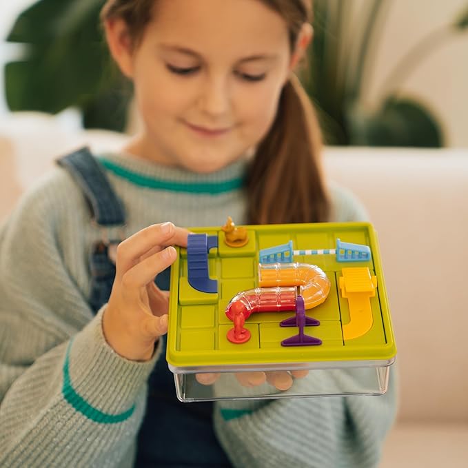 SmartGames Smart Dog: Agility Course Travel-Friendly Logic Game for Ages 7 - Adult with 60 Challenges