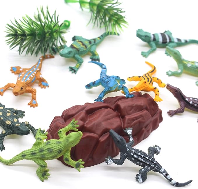 SmilerSmile Animal Assorted Mini Plastic Figures Toy Set, Educational Party Cake Topper, Goody Bag Filler (12pcs Aligator)