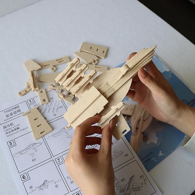 3D Puzzle for Kids, Felt Fighter Plane 3D Puzzle, DIY Children's Airplane Model kit, can be Used as Desktop Decoration, give Children an Excellent Toy Birthday Gift