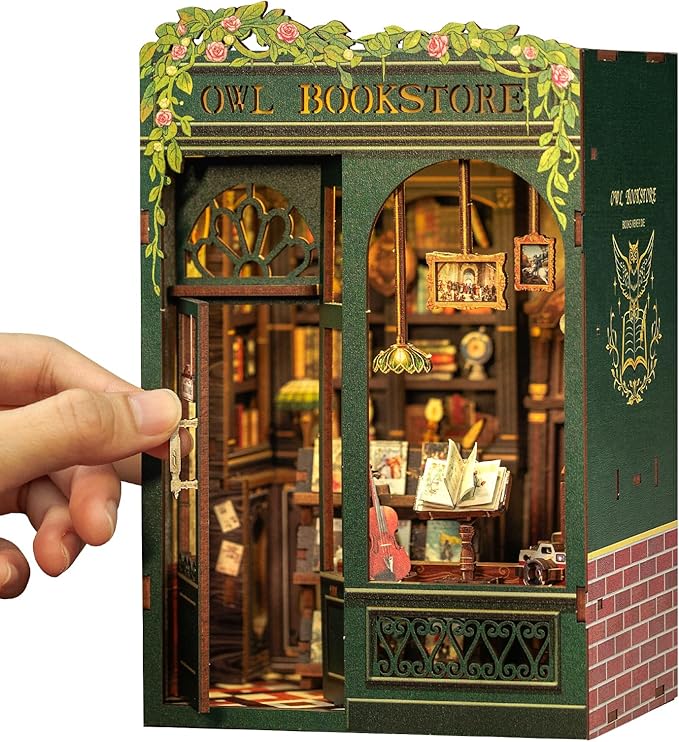 CUTEBEE Book Nook Kit, DIY Miniature House Kits for Adult and Teens, Dollhouse Mini Booknook House Bookshelf Decor, DIY Craft Gifts for Family and Friends（Owl Bookstore）