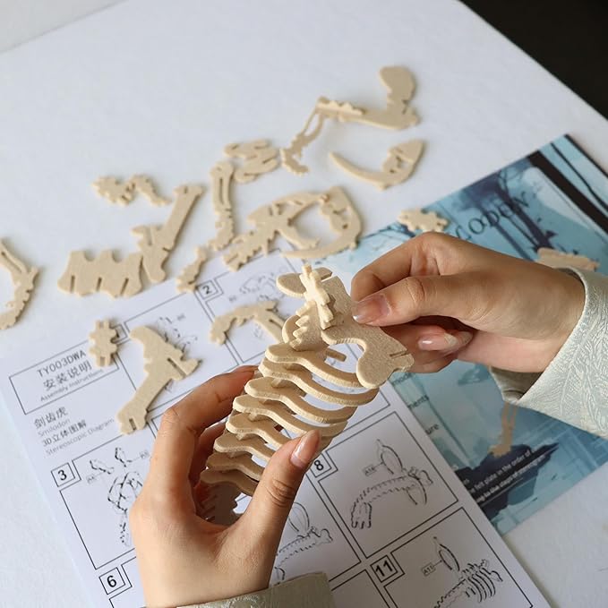 3D Puzzles for Kids, a Unique Felt Saber-Tooth Tiger 3D Puzzle, Brings a Unique Assembly Experience, Allowing Children to Enjoy Creativity and Fun in The DIY Process