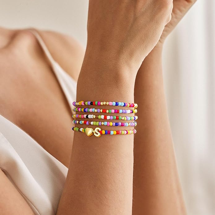 M MOOHAM 5PCS Colorful Beaded Initial Bracelets for Girls Women - Cute Stretch Heart Letter Beaded Bracelet Bohemian Initial Stackable Bracelet Birthday Gift Jewelry for Kids Teen Girl