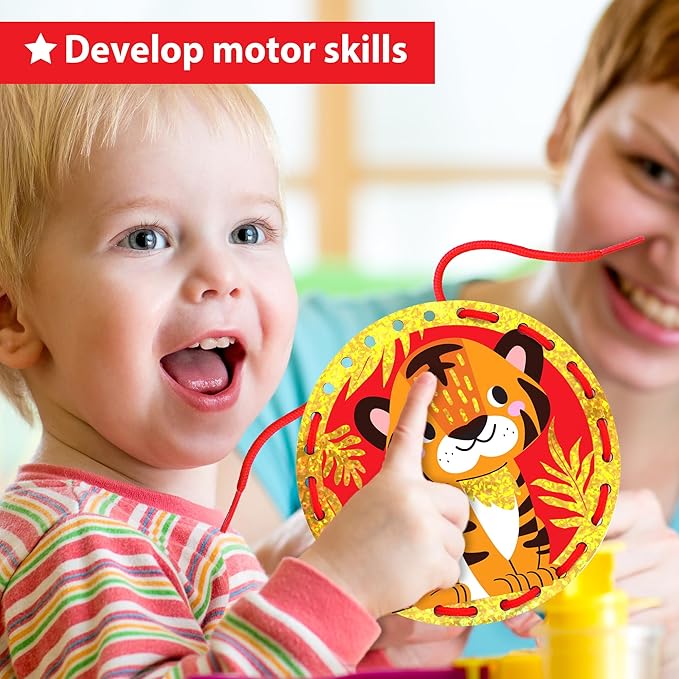 EZCRA Lacing Cards for Kids Ages 3-5 - 5 Pcs Animal Theme with Colorful Laces - Craft Kit for Kids DIY Activity Set - Fine Motor Skills Toys and Preschool Learning Activities