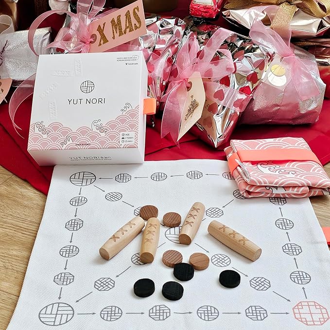 Giftable YUTNORI(Portable Board Game), Traditional Korean Party Game (with Unique Dice), Korean Folk Game YUNNORI, 2~4Teams, 15min, Strategy & Luck, Fast Pace, 6+yr, Mini Board Game